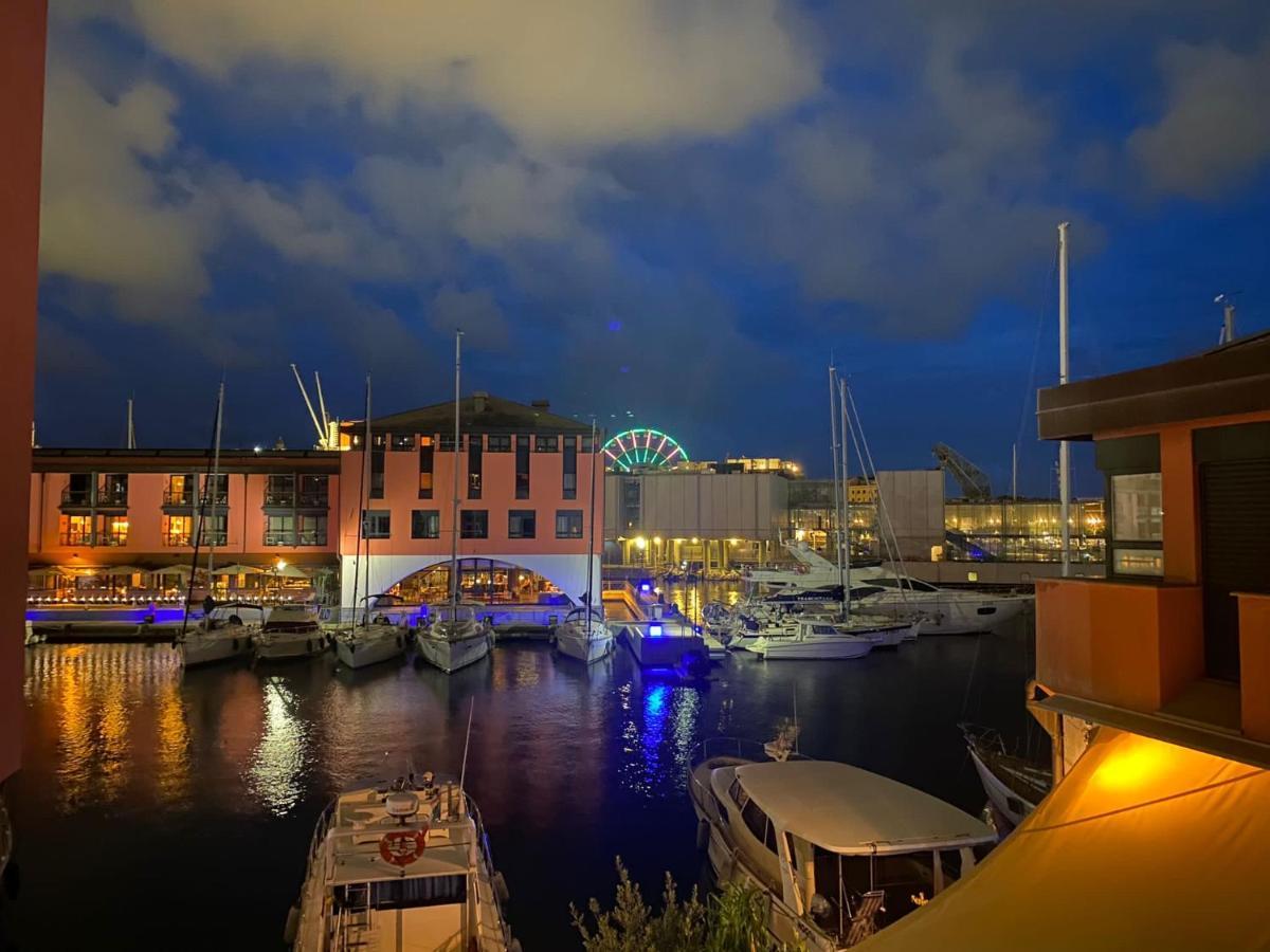Apartament Le Finestre Sull'Acquario Genua Zewnętrze zdjęcie